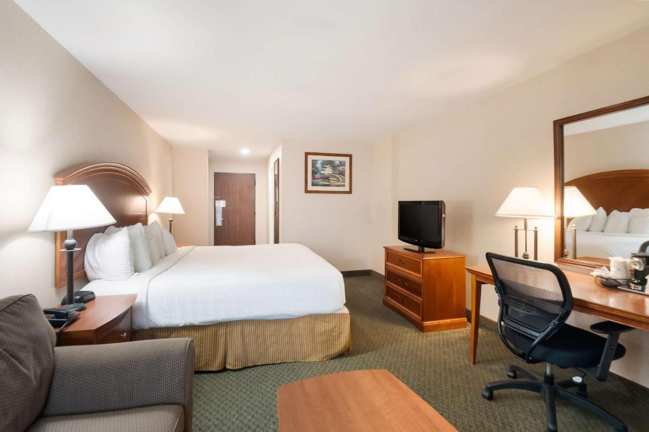 Western Hotel 3*